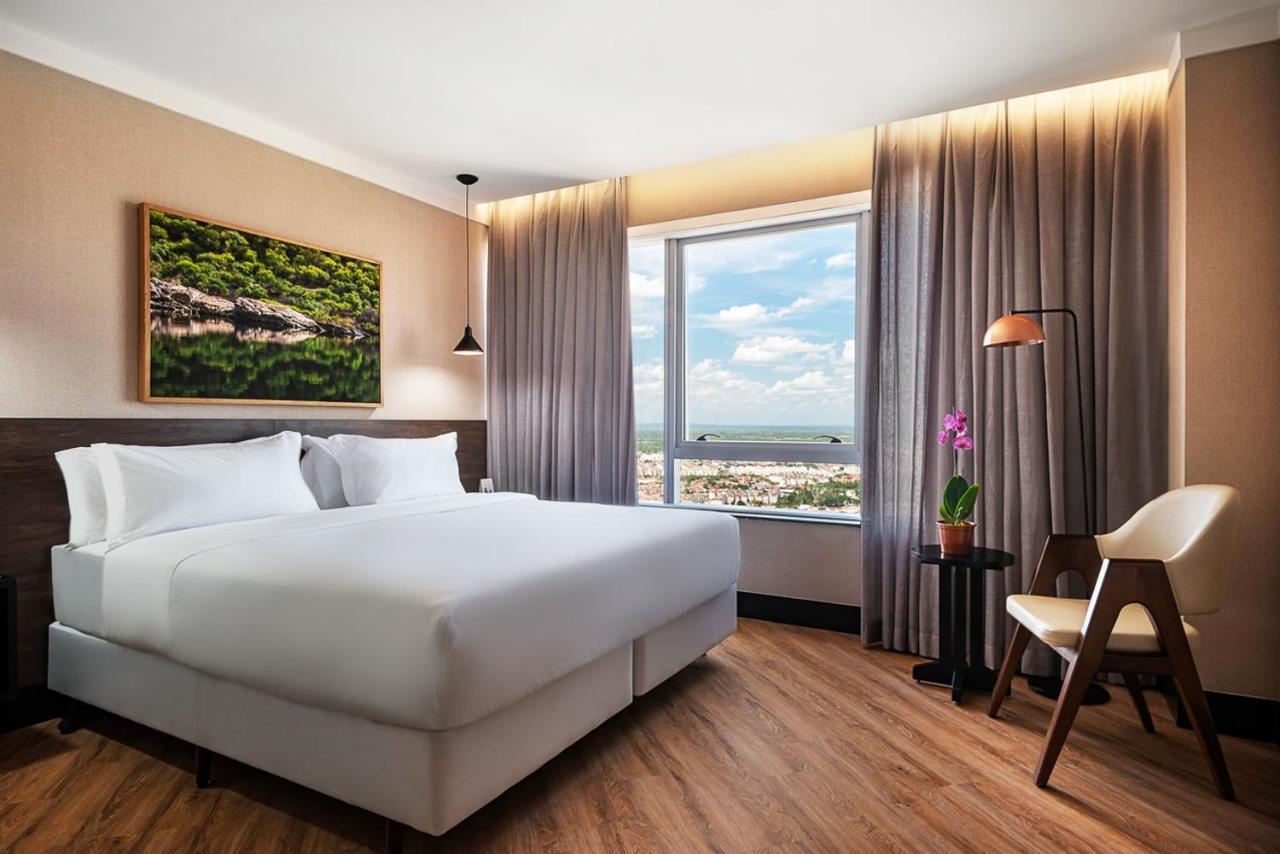 Nh Hotel פיירה דה סנטנה מראה חיצוני תמונה